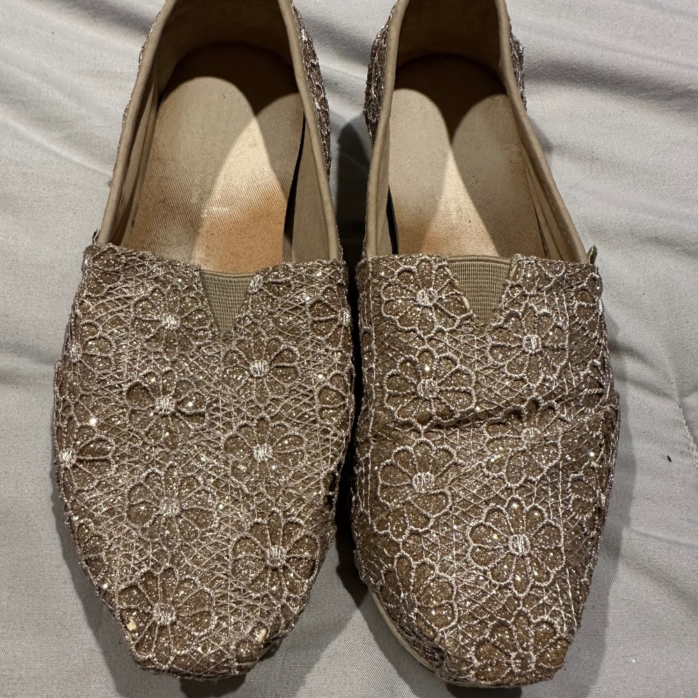 Toms Embroidered floral